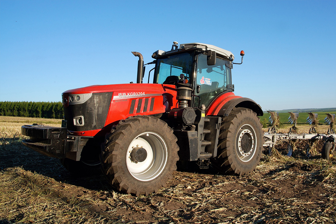 KGA2204轮式拖拉机.jpg